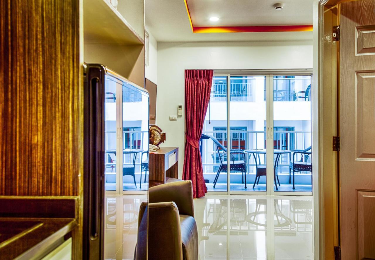 Family Residence Pattaya Esterno foto