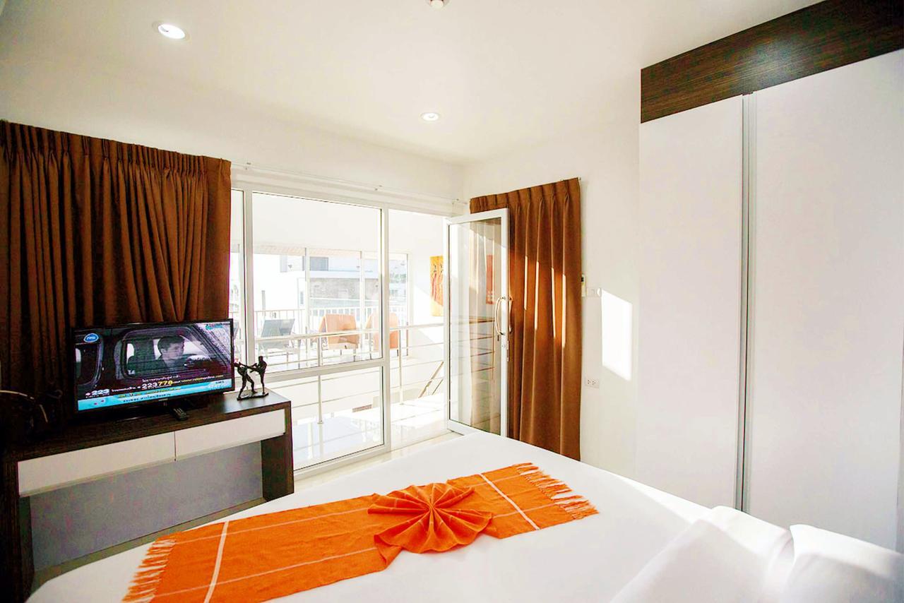 Family Residence Pattaya Esterno foto