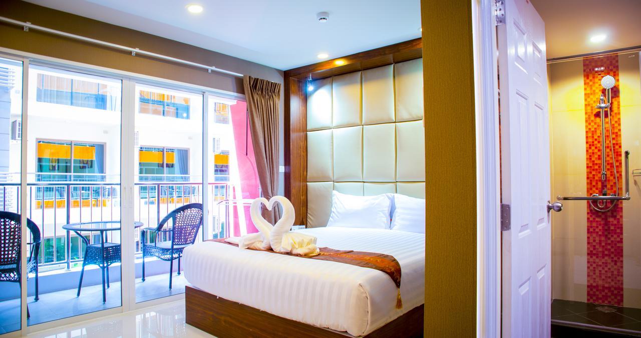 Family Residence Pattaya Esterno foto