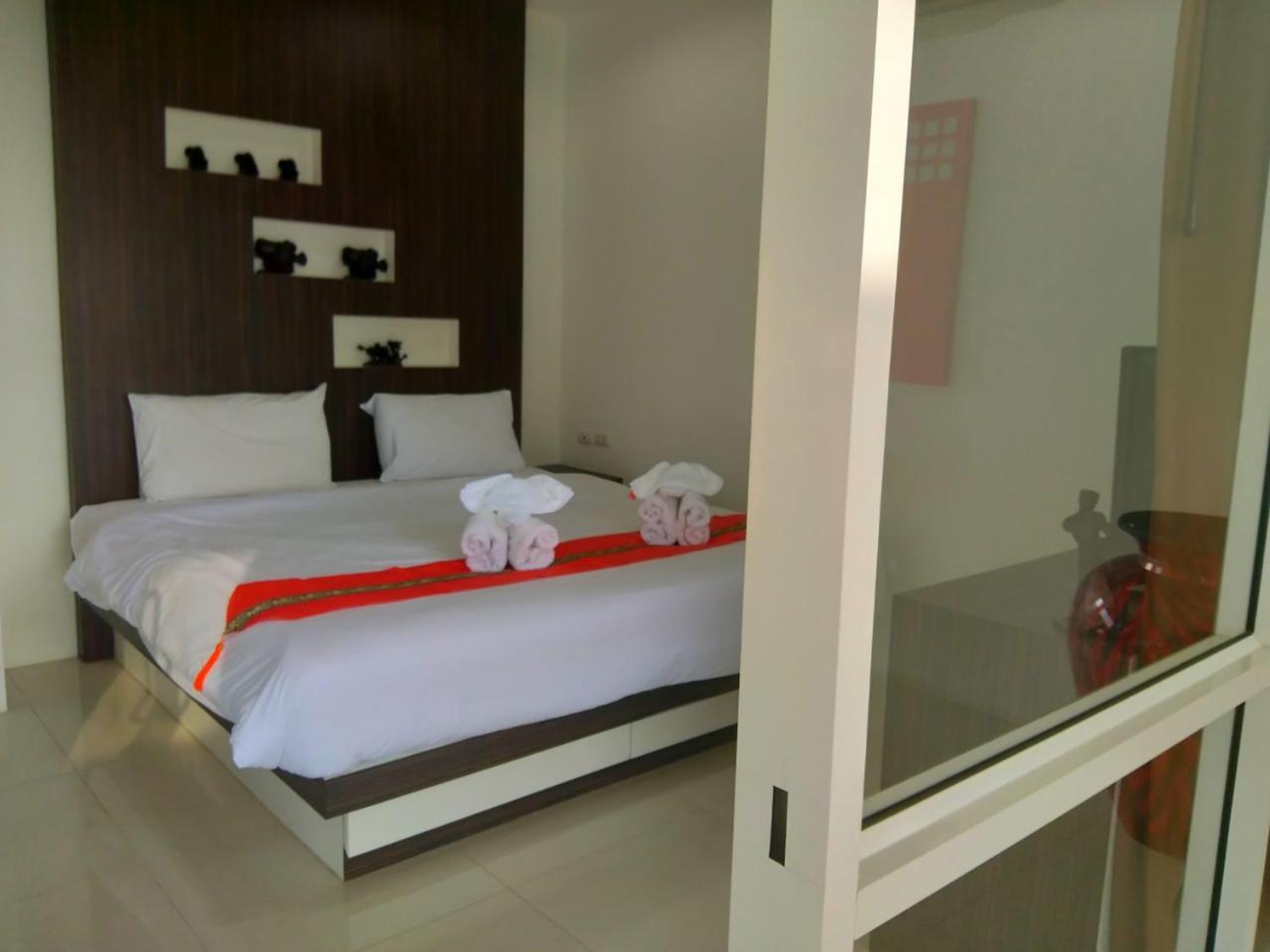 Family Residence Pattaya Esterno foto