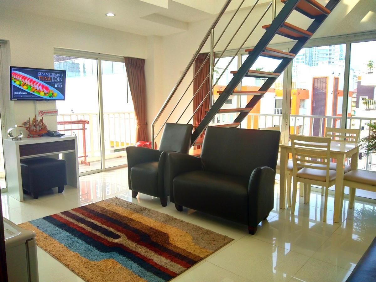 Family Residence Pattaya Esterno foto